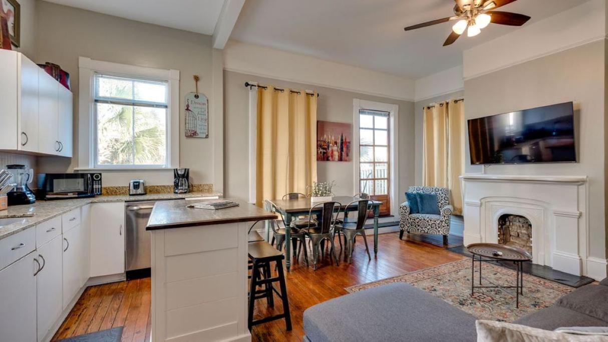 Huge 5 Bed, 5 Bath In Historic Downtown Savannah Bagian luar foto
